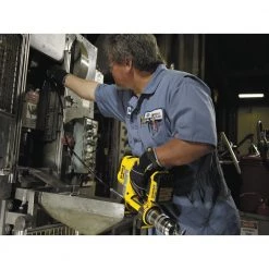 Dewalt DCGG571B 20V MAX Cordless Grease Gun (Tool Only) - High-Performance Automotive Lubrication 9 Dewalt DCGG571B 20V MAX Cordless Grease Gun (Tool Only) - High-Performance Automotive Lubrication -Dewalt Sales dewndcgg571b b